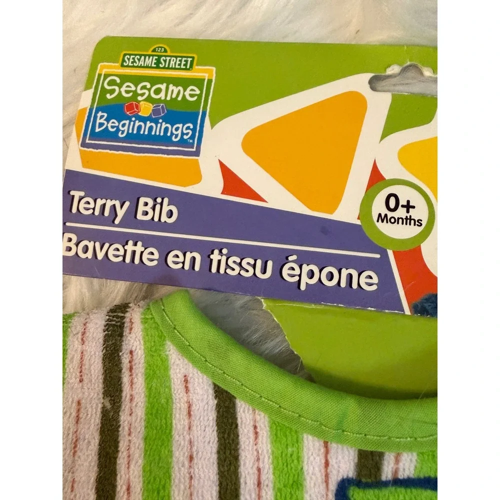 Sesame Beginnings Oscar the Grouch Terry Baby Bib Green White Stripe BK50661